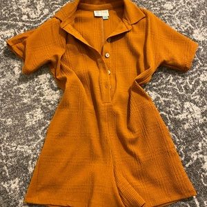 ANTHROPOLOGIE MICHAELA TEXTURED ROMPER, size XS